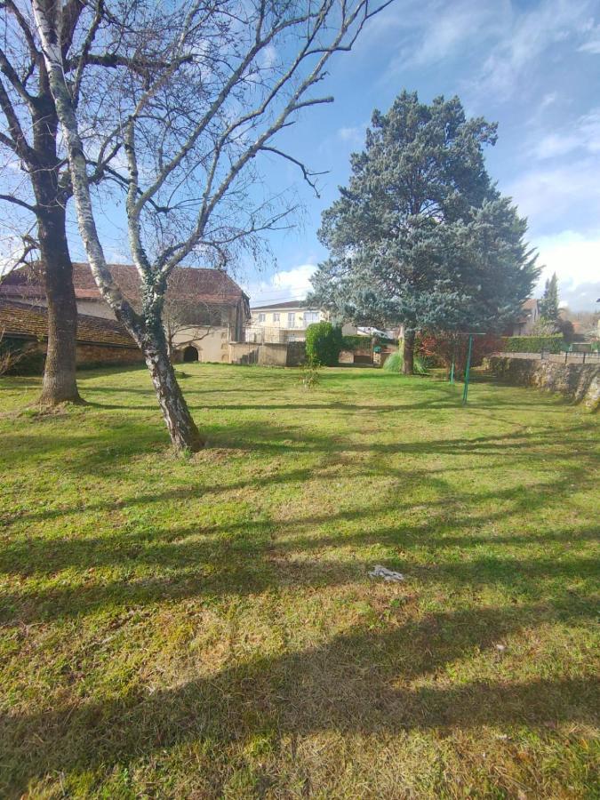 Villa La Grange De Lili Figeac Exterior foto
